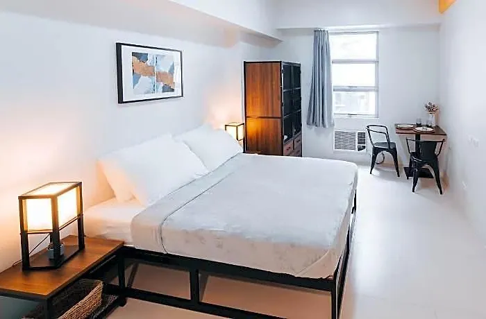 The Cityflats Circuit Makati Hotel 3*