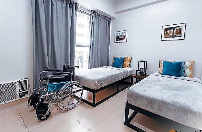 The Cityflats Circuit Makati 3*